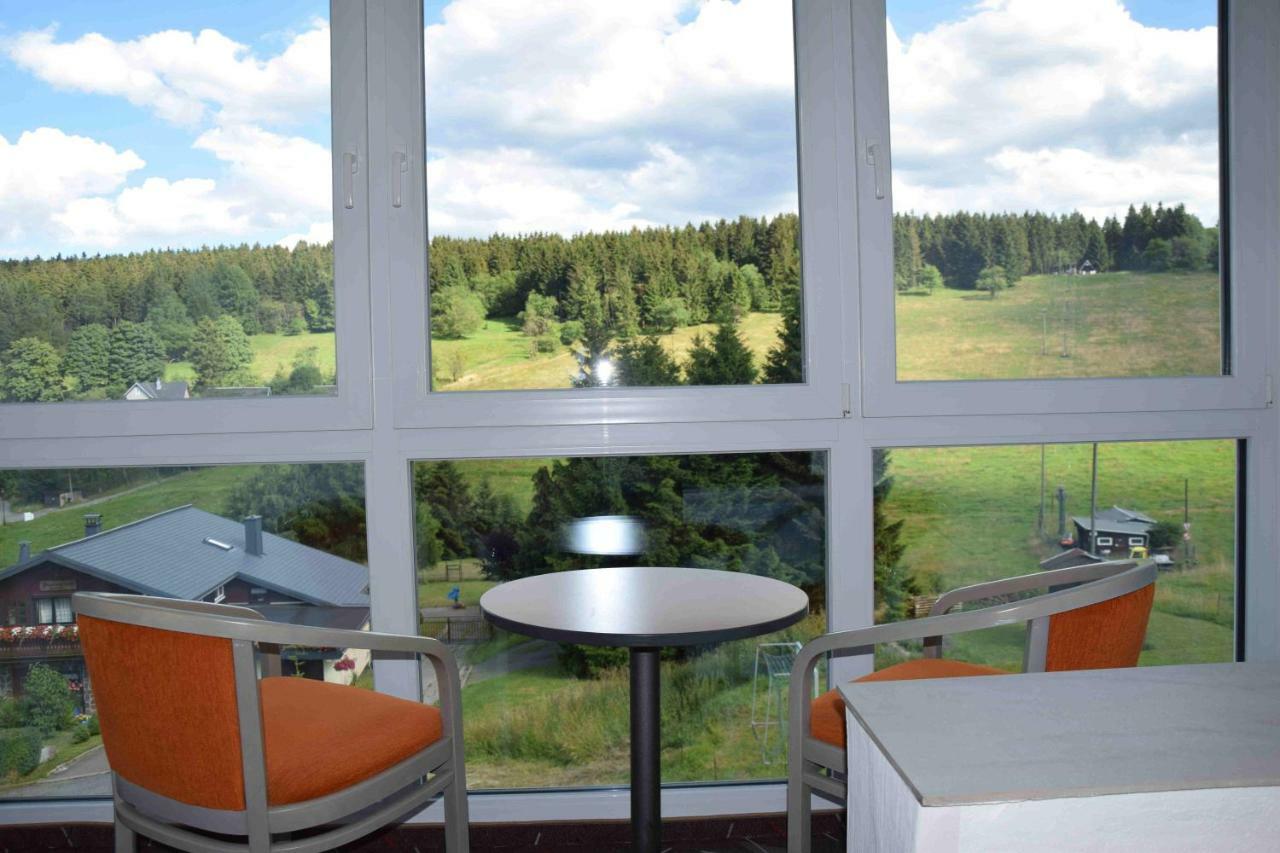 Marschalls Hotel Am Rennsteig Neuhaus am Rennweg Bagian luar foto